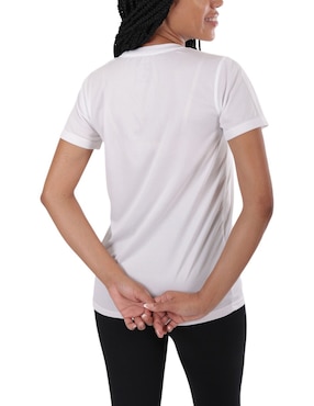 Playera manga corta Reebok cuello redondo para mujer