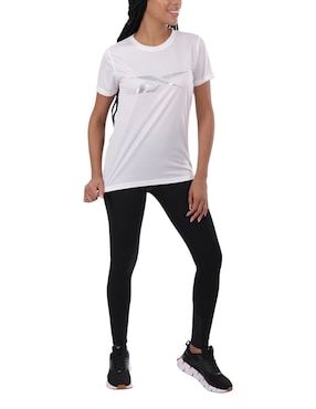 Playera manga corta Reebok cuello redondo para mujer