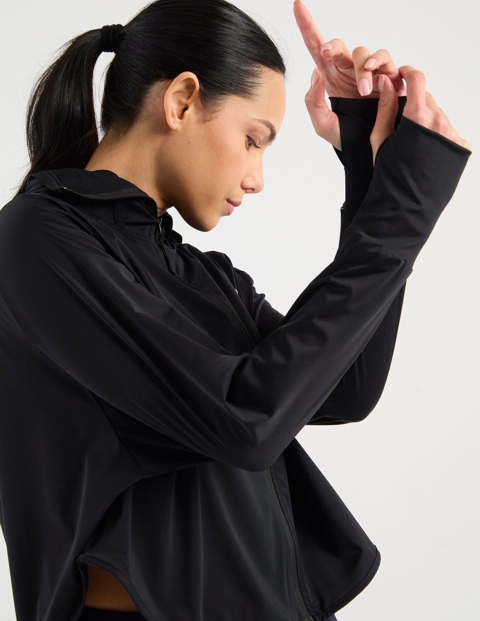 Chamarra para entrenamiento de mujer 5
